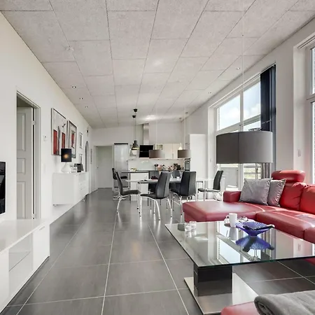 Synthia - 300m From The Sea By Interhome Nyaraló *
